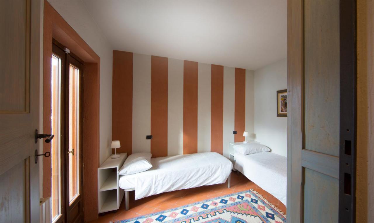 Violina Casa Vacanze Pettenasco Exteriör bild